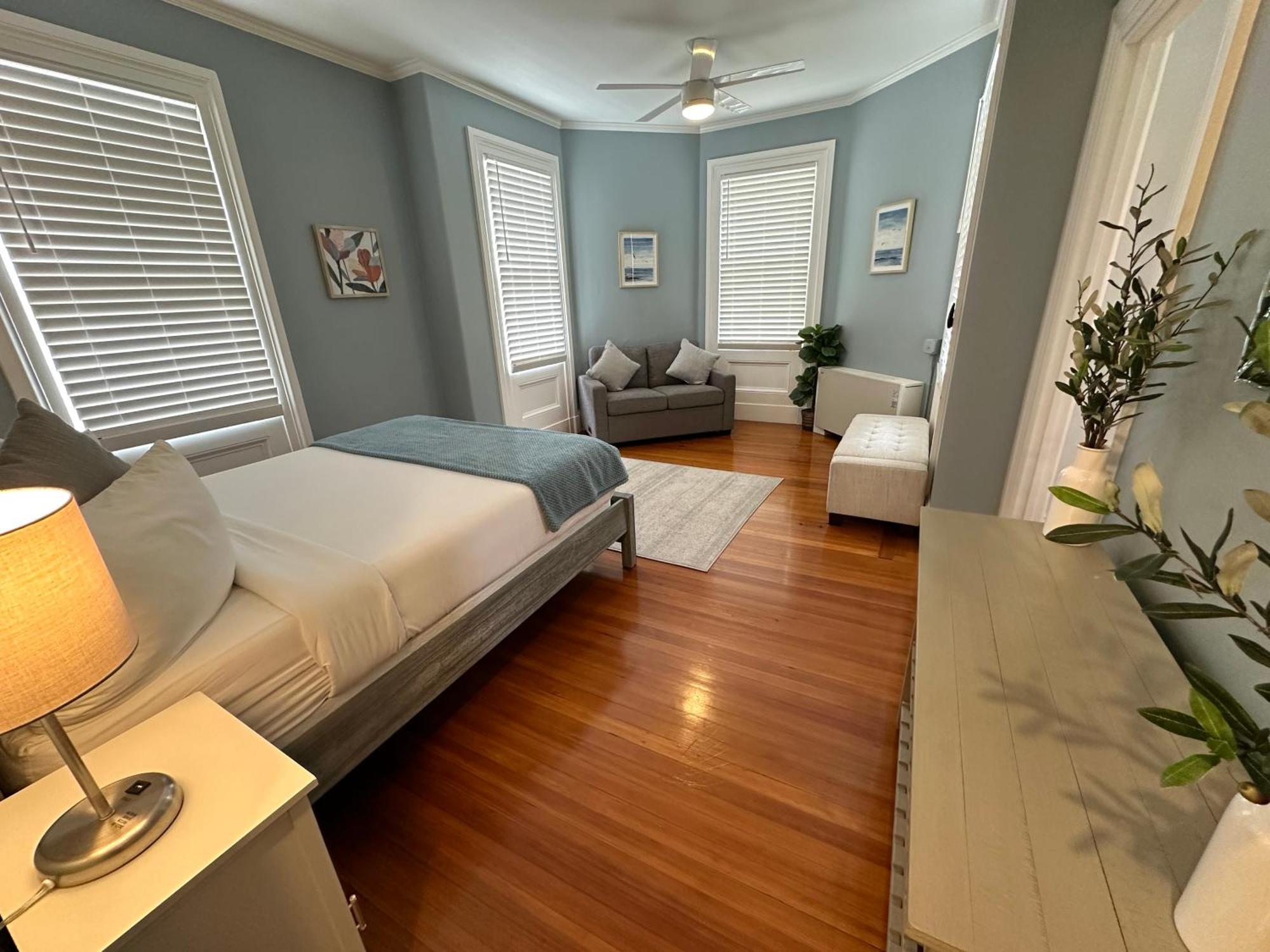 Entire Charming Victorian Home Downtown Newport Exterior foto